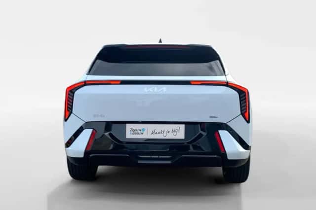 Kia EV4 (2026) thumbnail 4
