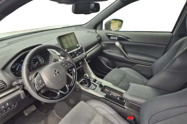 Mitsubishi Eclipse Cross (2023) thumbnail 11