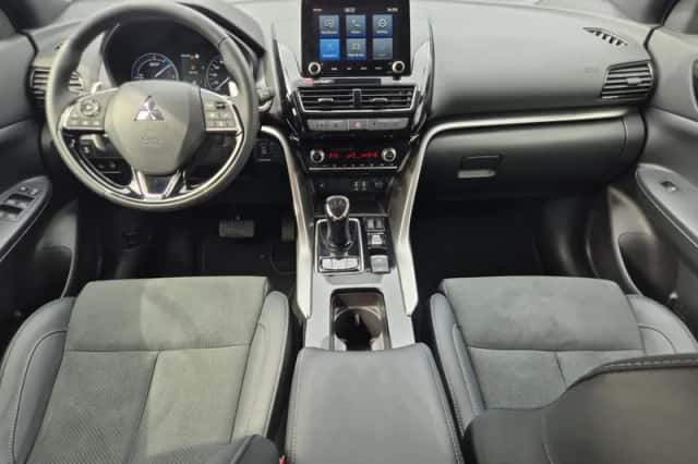 Mitsubishi Eclipse Cross (2023) thumbnail 16