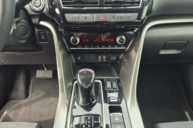 Mitsubishi Eclipse Cross (2023) thumbnail 19