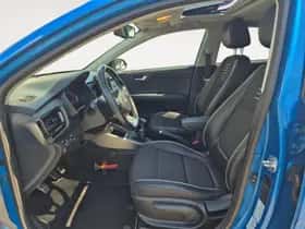 Kia Rio (2023) thumbnail 11