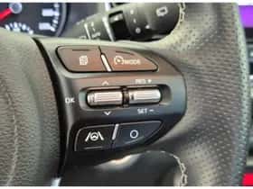Kia Rio (2023) thumbnail 15