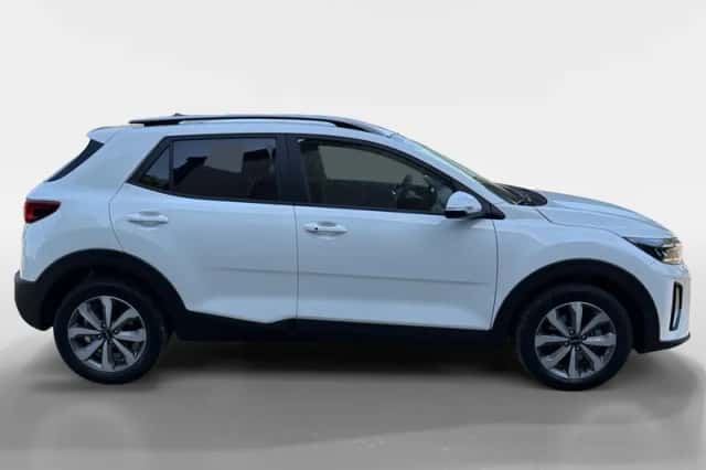 Kia Stonic (2025) thumbnail 5