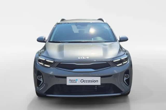 Kia Stonic (2025) thumbnail 3