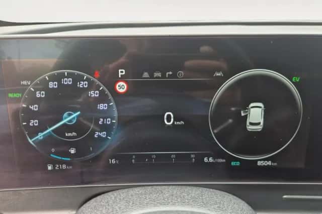 Kia Sportage (2024) thumbnail 16