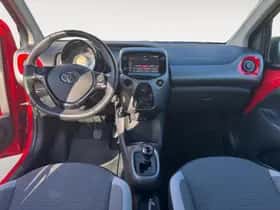 Toyota Aygo (2020) thumbnail 16