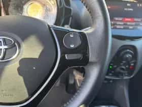Toyota Aygo (2020) thumbnail 22