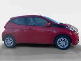 Toyota Aygo (2020) thumbnail 5