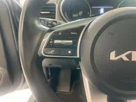 Kia Ceed Sportswagon (2022) thumbnail 11