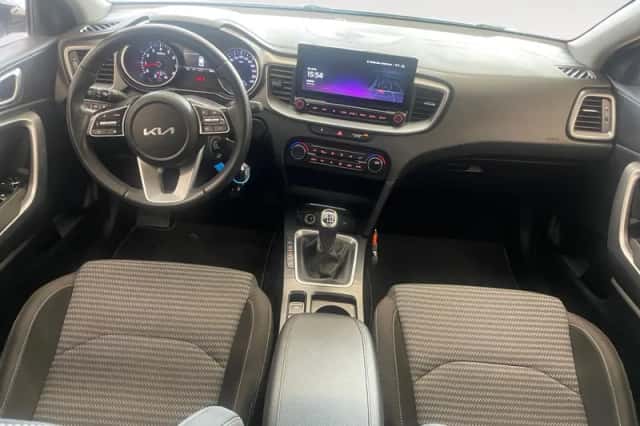 Kia Ceed Sportswagon (2022) thumbnail 14