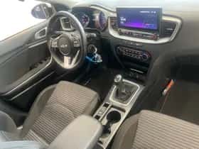 Kia Ceed Sportswagon (2022) thumbnail 19