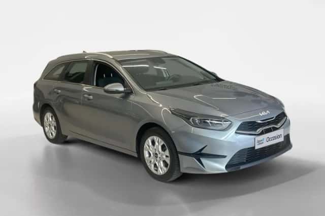 Kia Ceed Sportswagon (2022) thumbnail 4