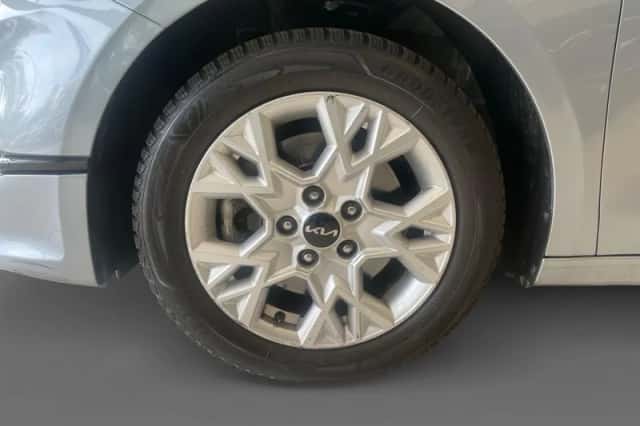 Kia Ceed Sportswagon (2022) thumbnail 9