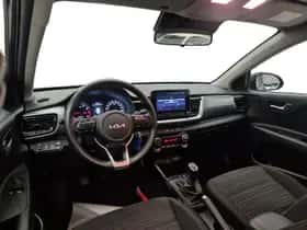 Kia Stonic (2023) thumbnail 14