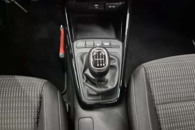 Kia Stonic (2023) thumbnail 20