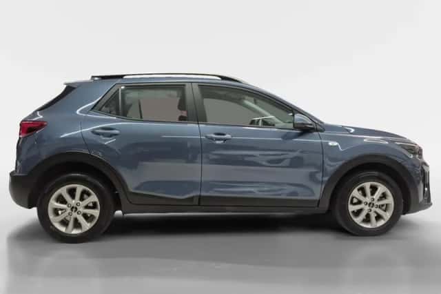 Kia Stonic (2023) thumbnail 8