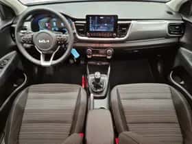 Kia Stonic (2024) thumbnail 16