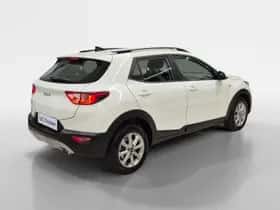 Kia Stonic (2024) thumbnail 6
