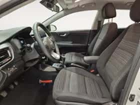 Kia Stonic (2024) thumbnail 10