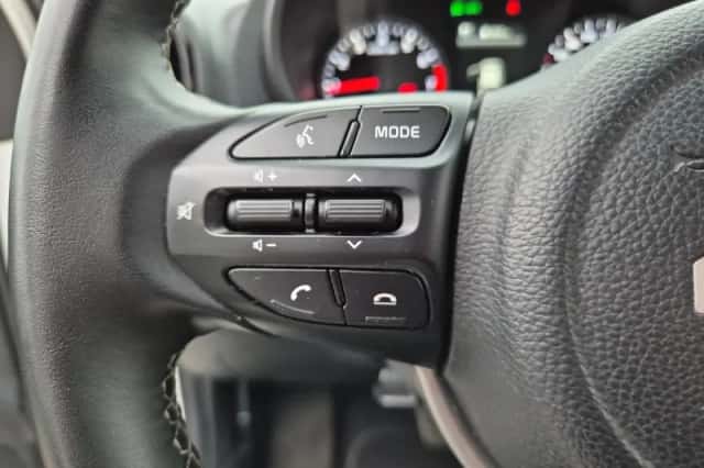 Kia Picanto (2022) thumbnail 13