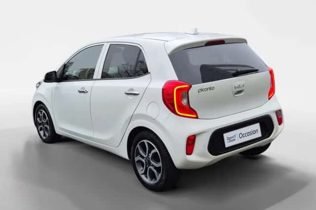 Kia Picanto (2022) thumbnail 8