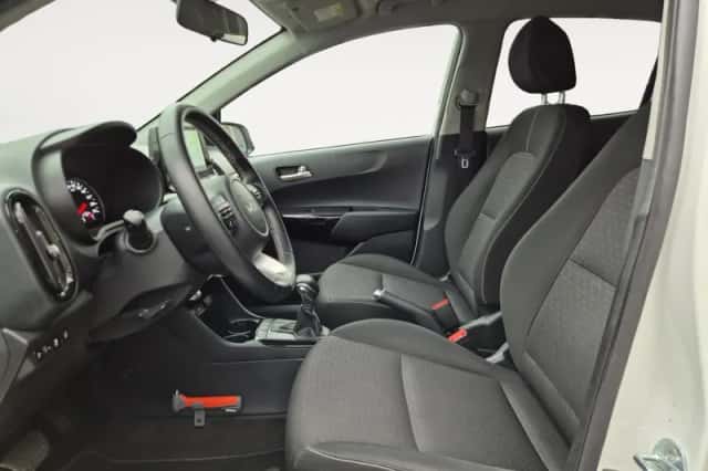 Kia Picanto (2022) thumbnail 10