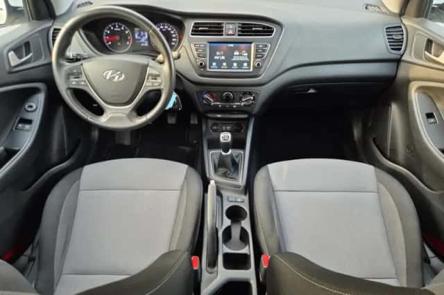 Hyundai i20 (2019) thumbnail 16