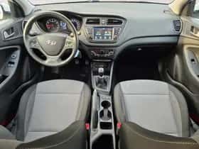 Hyundai i20 (2019) thumbnail 16