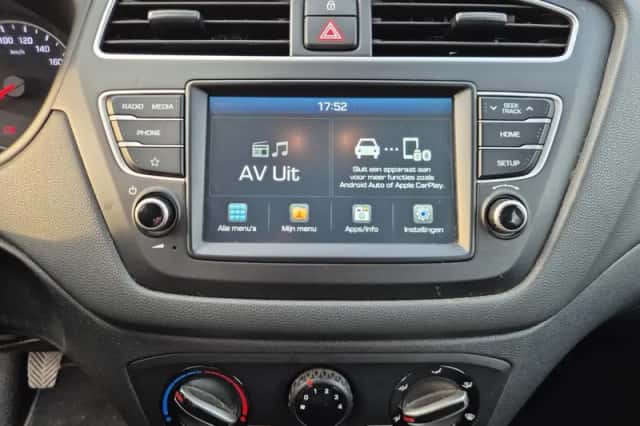 Hyundai i20 (2019) thumbnail 17