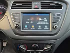 Hyundai i20 (2019) thumbnail 17