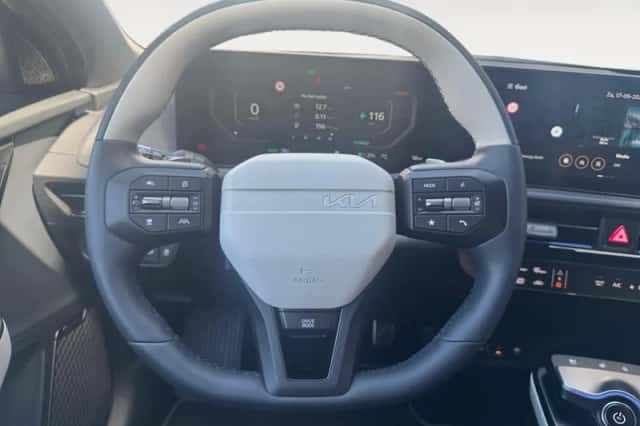 Kia EV6 (2024) thumbnail 16