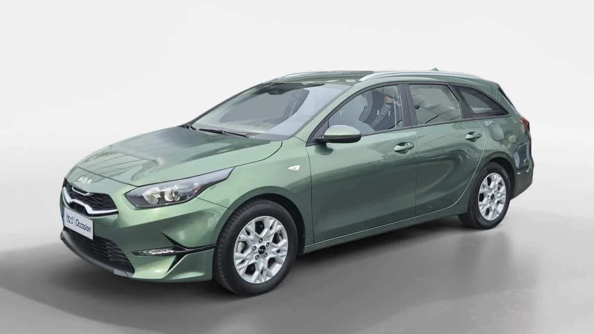 Kia Ceed Sportswagon (2025) — foto 1
