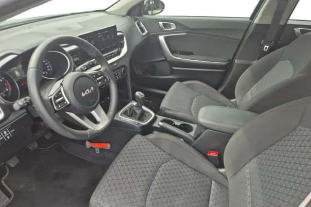Kia Ceed Sportswagon (2025) thumbnail 11