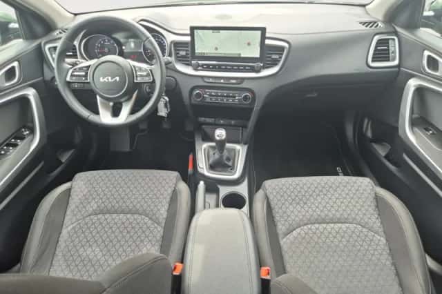 Kia Ceed Sportswagon (2025) thumbnail 16