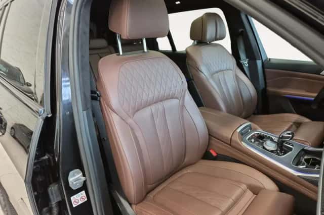 BMW X7 (2020) thumbnail 12