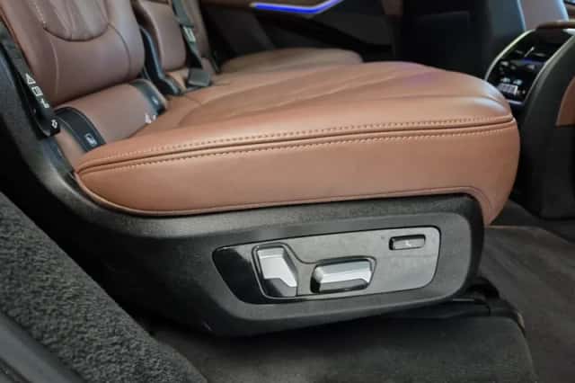 BMW X7 (2020) thumbnail 17
