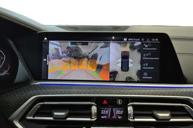 BMW X7 (2020) thumbnail 23