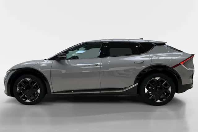 Kia EV6 (2026) thumbnail 2
