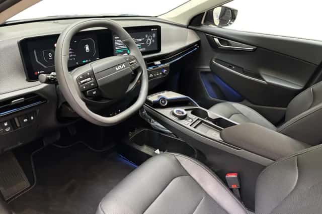 Kia EV6 (2026) thumbnail 10