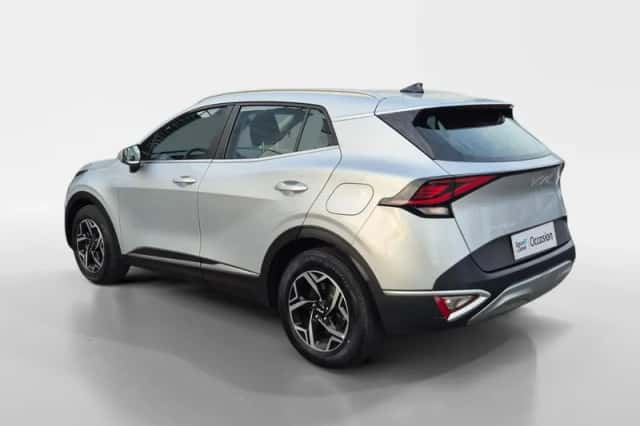 Kia Sportage (2023) thumbnail 8
