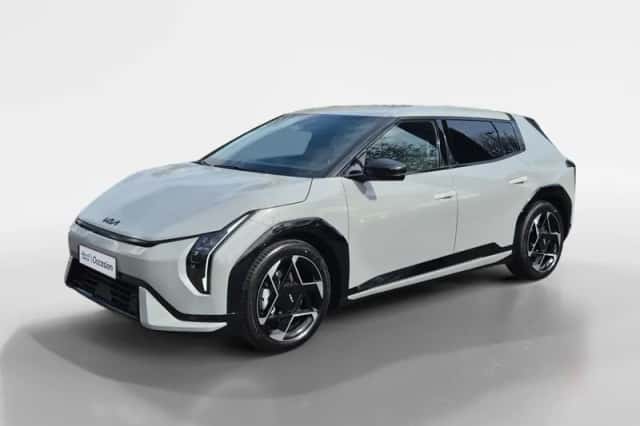 Kia EV4 (2026) thumbnail 2