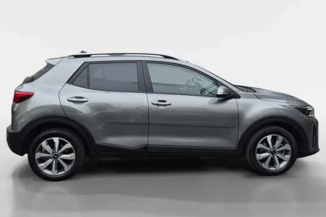 Kia Stonic (2025) thumbnail 5