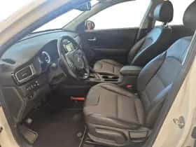 Kia Niro (2019) thumbnail 12
