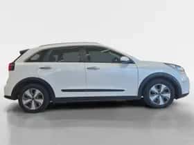 Kia Niro (2019) thumbnail 8