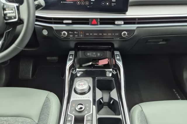 Kia Sorento (2024) thumbnail 21