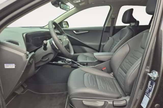Kia Niro (2025) thumbnail 11