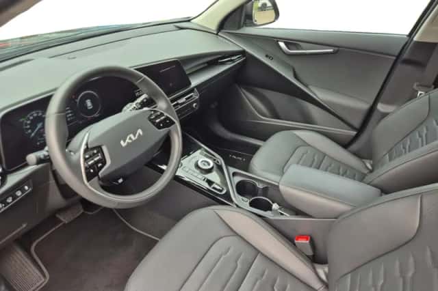 Kia Niro (2025) thumbnail 12