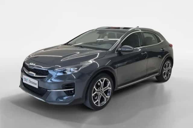 Kia XCeed (2022) thumbnail 2