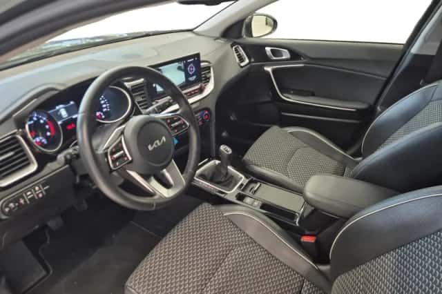 Kia XCeed (2022) thumbnail 11