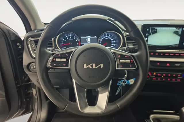 Kia XCeed (2022) thumbnail 12
